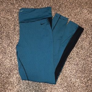 Nike leggings